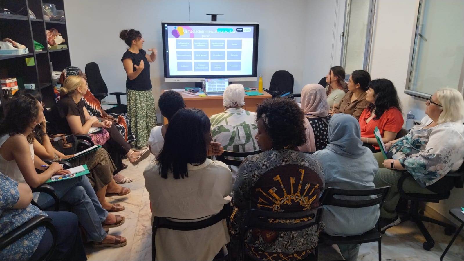 Mediación intercultural y salud perinatal: claves para acompañar embarazo, parto y postparto 